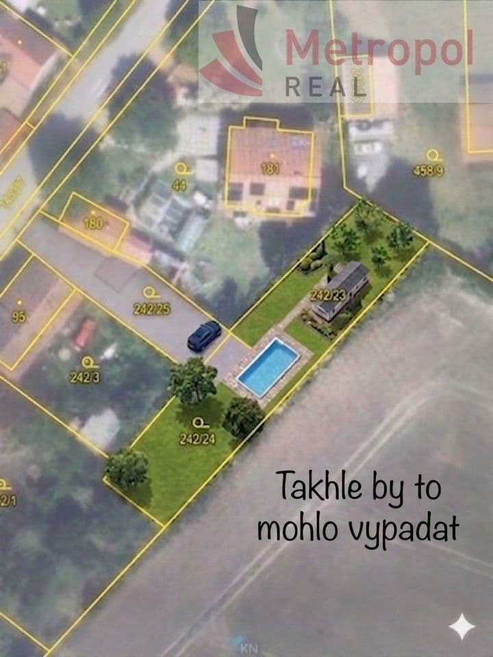 Prodej pozemku 1098 m²