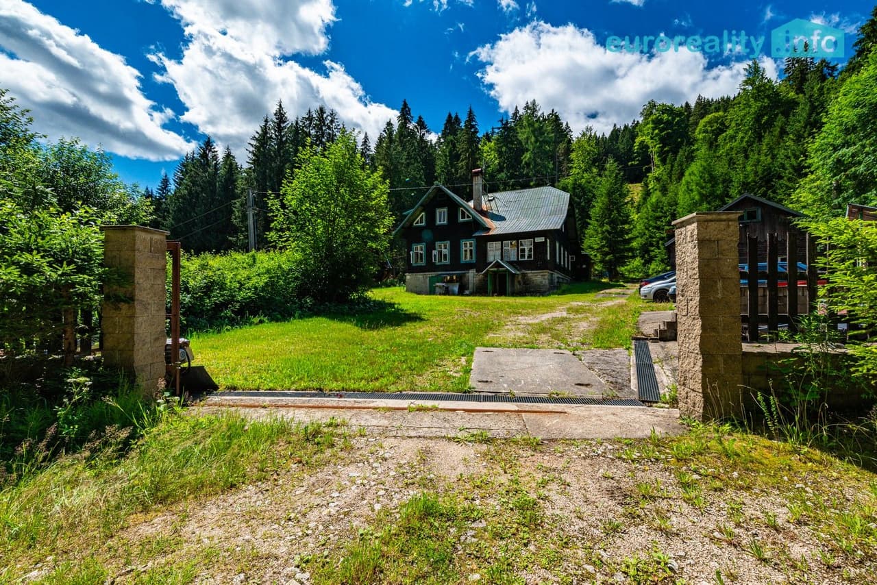 Prodej domu 460 m²