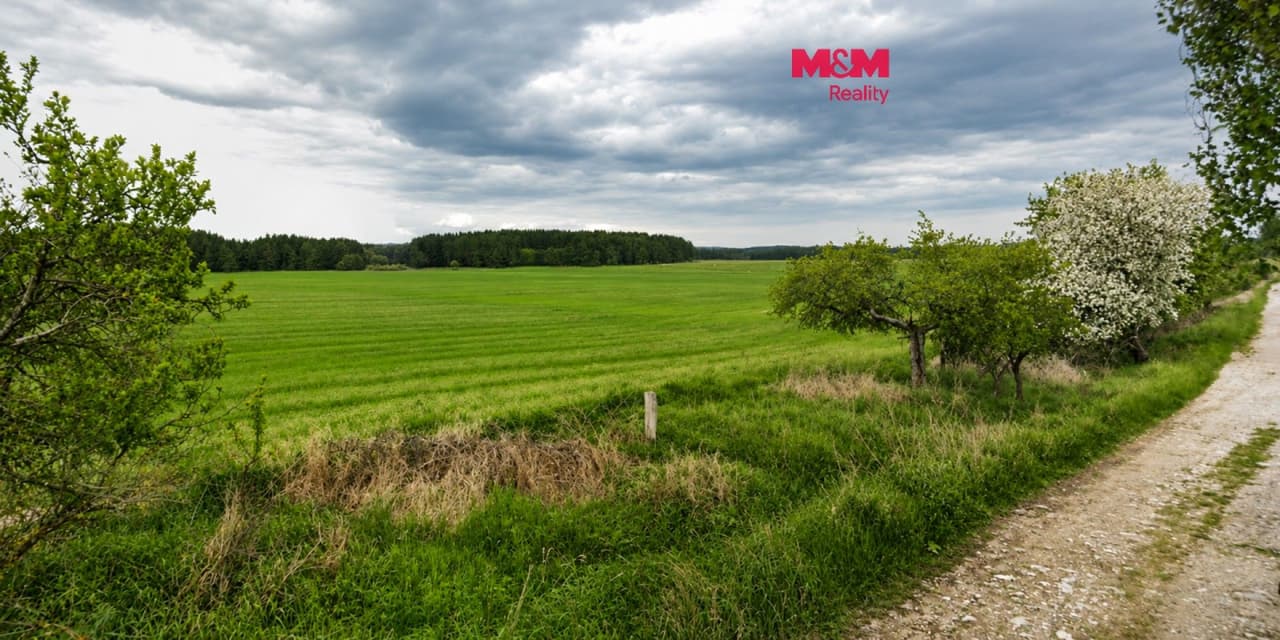 Prodej pozemku 349177 m²