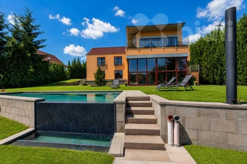 Prodej domu 347 m²