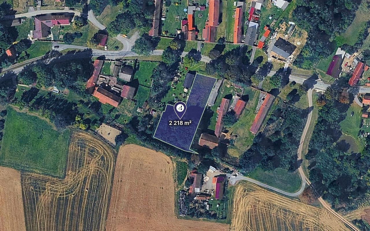 Prodej pozemku 370 m²
