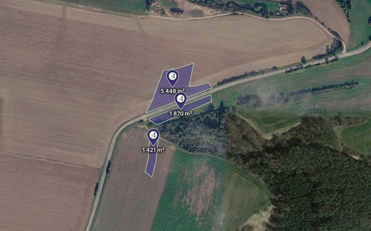 Prodej pozemku 8739 m²