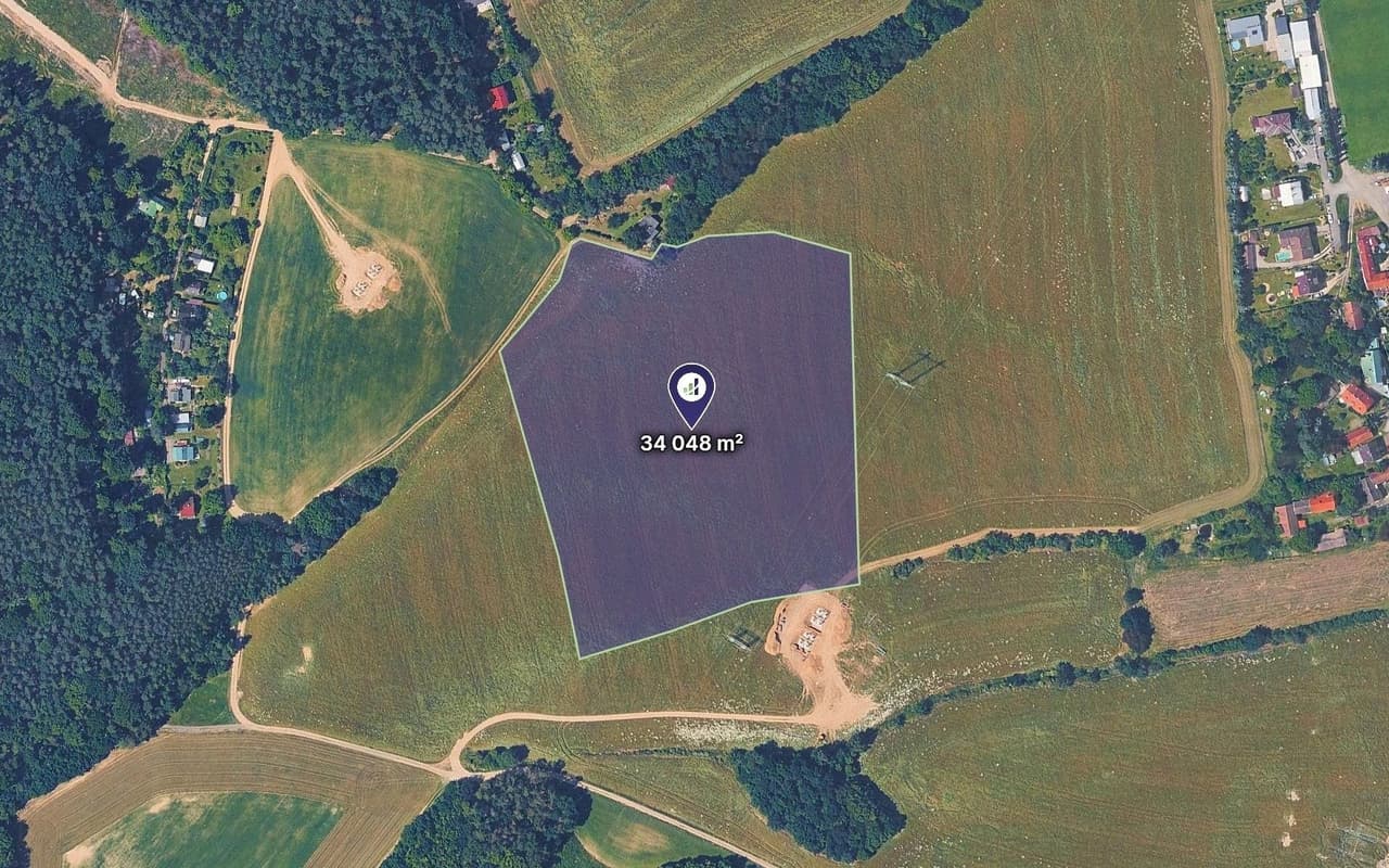 Prodej pozemku 34048 m²