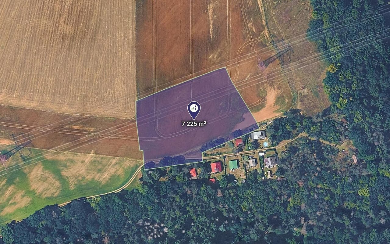 Prodej pozemku 7225 m²