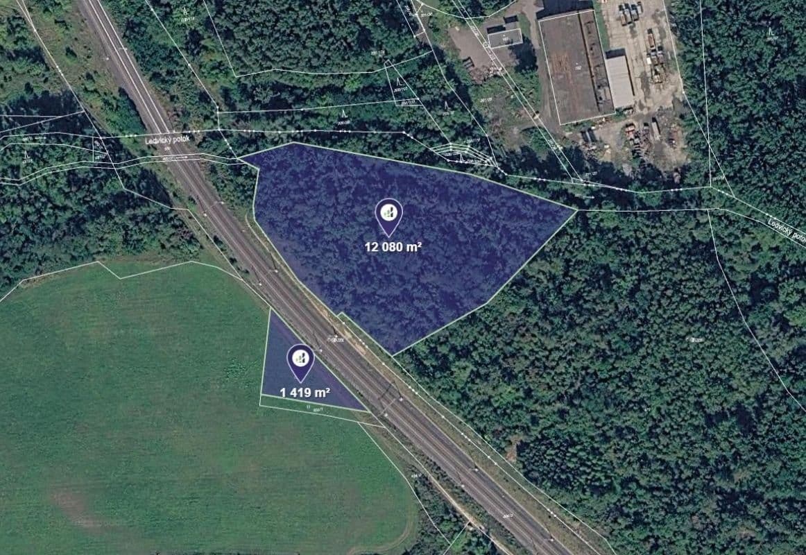 Prodej nemovitosti 13499 m²