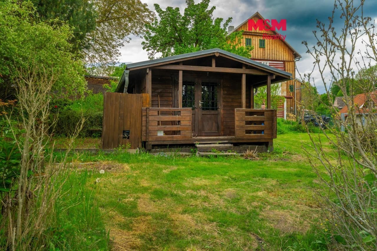 Pronájem pozemku 1157 m²