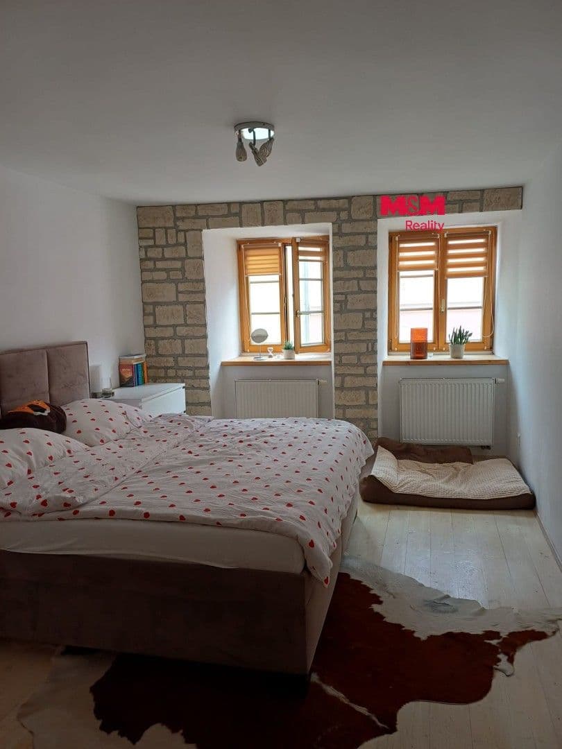 Pronájem bytu 3+kk 80 m²