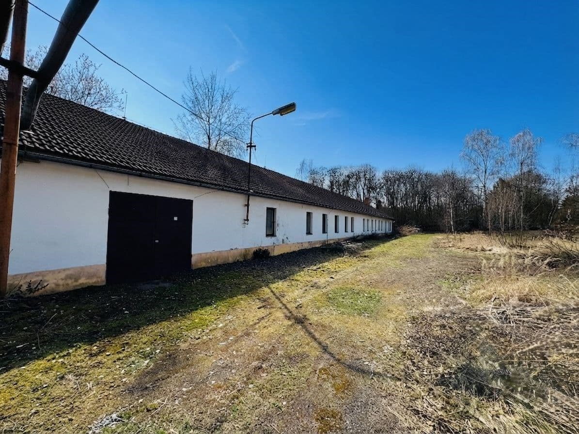 Pronájem komerčního prostoru 511 m²