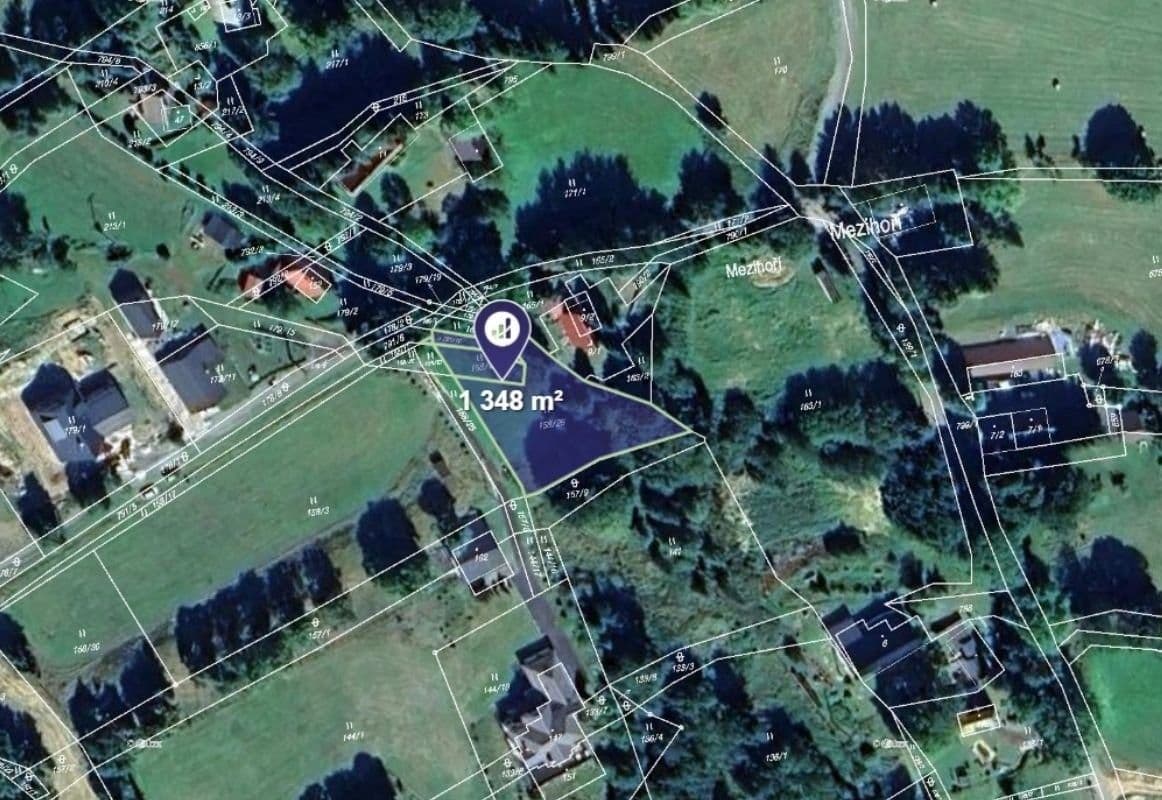 Prodej pozemku 1348 m²