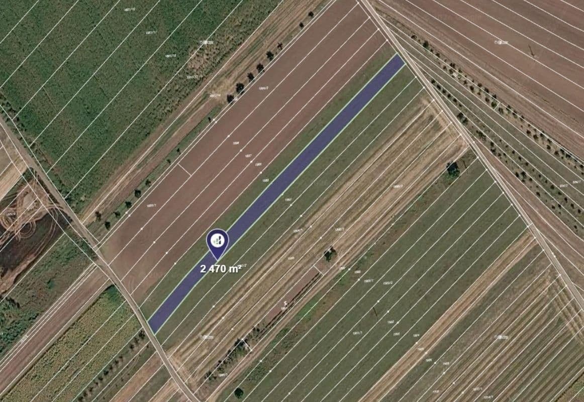 Prodej pozemku 2470 m²