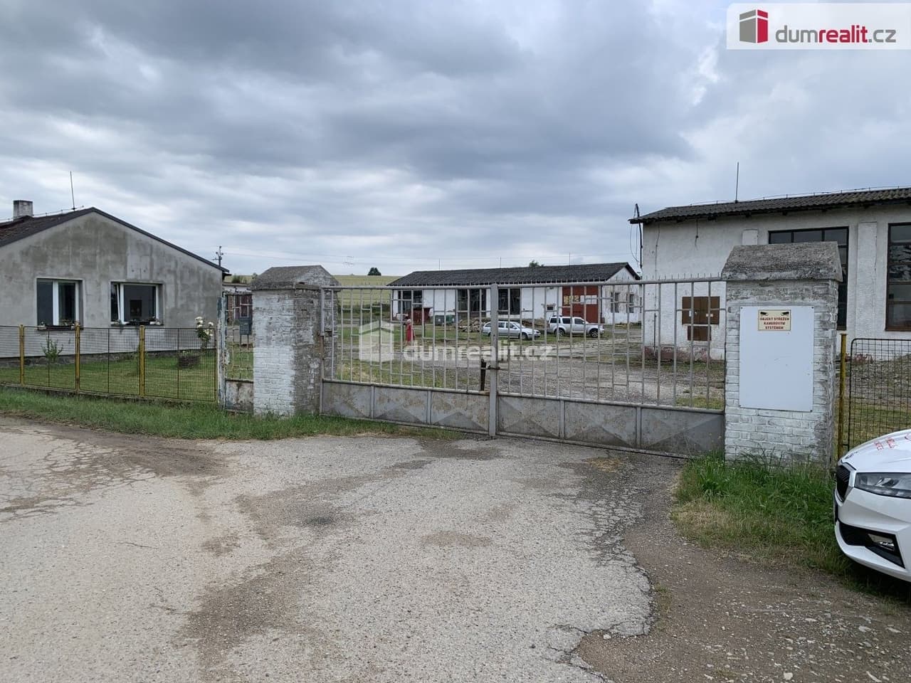 Prodej komerčního prostoru 8709 m²