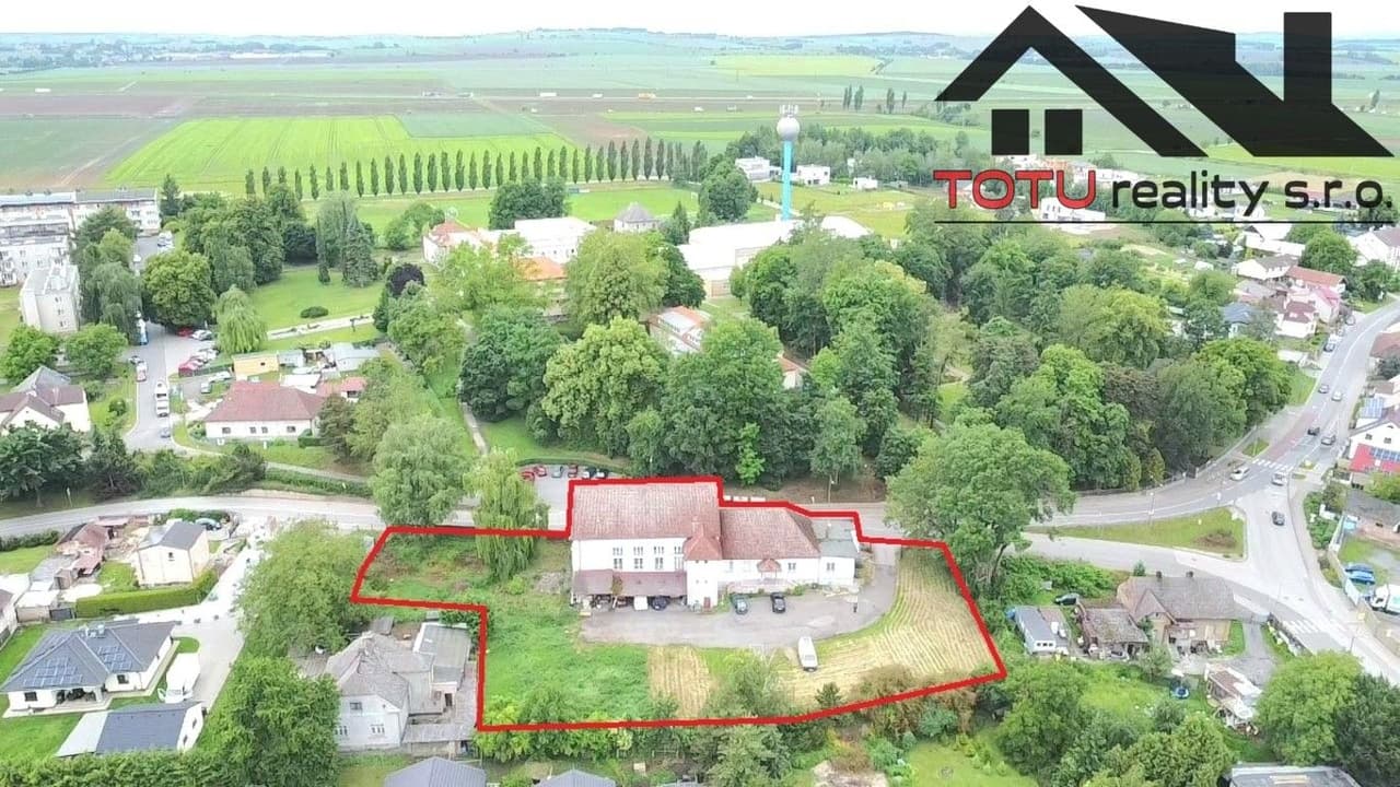 Prodej komerčního prostoru 3483 m²