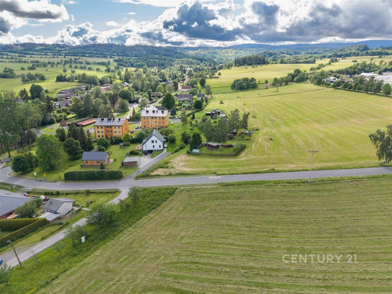 Prodej pozemku 1559 m²