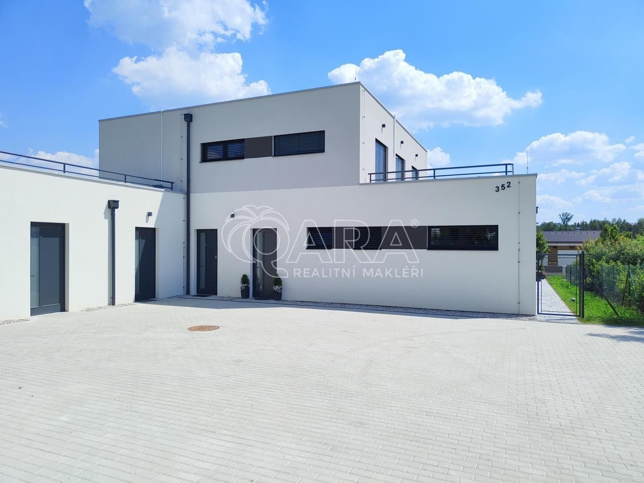 Pronájem bytu 4+kk 106 m²