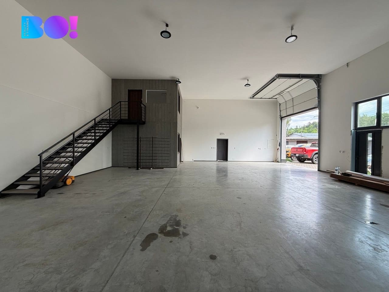 Pronájem komerčního prostoru 439 m²