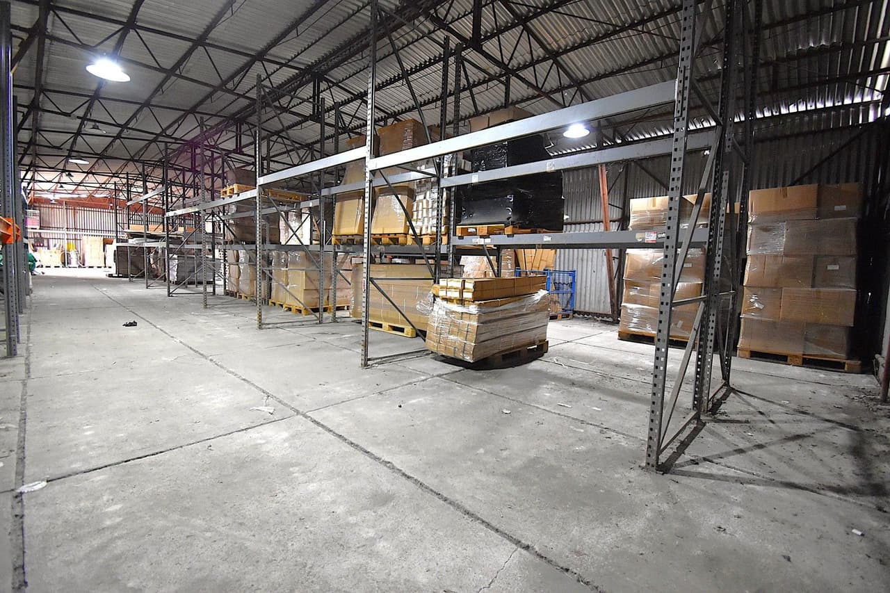 Pronájem komerčního prostoru 340 m²