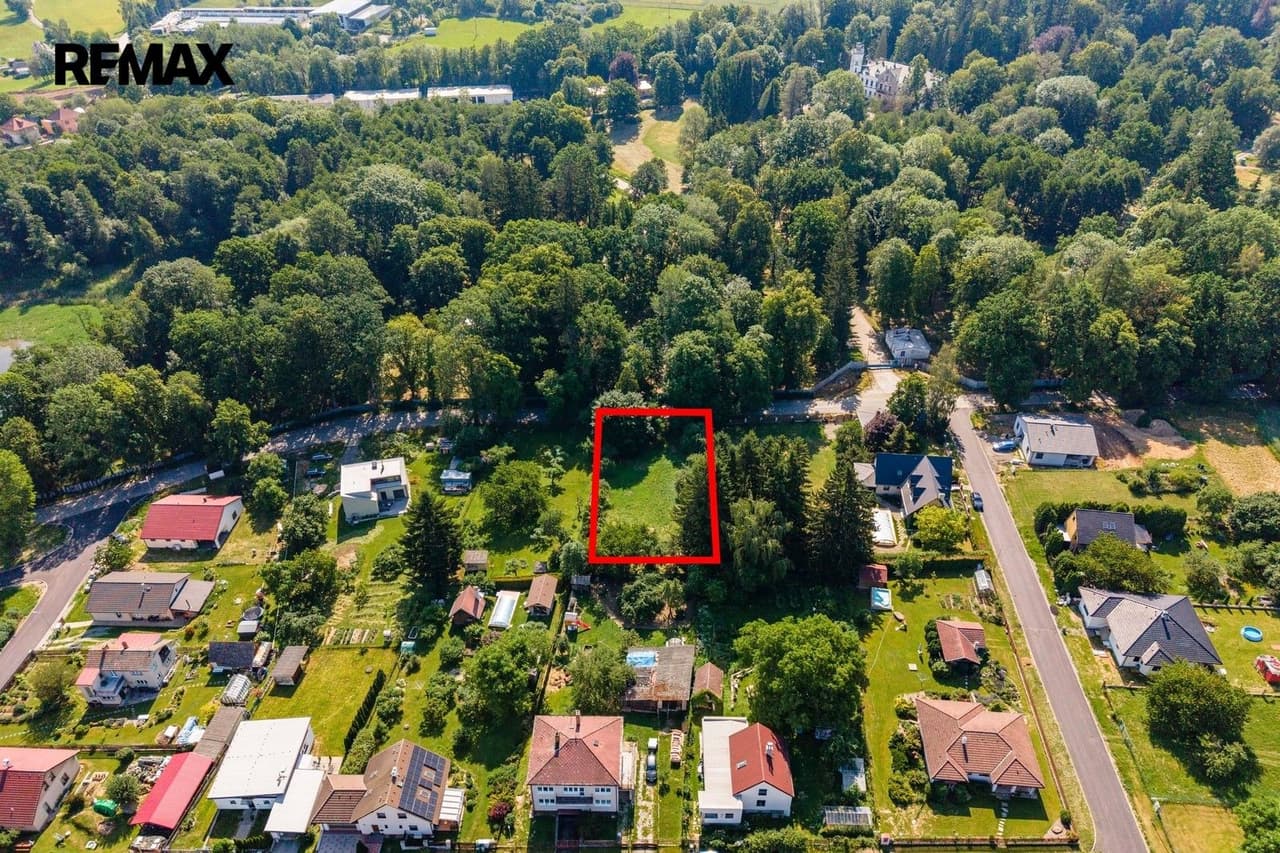 Prodej pozemku 1455 m²
