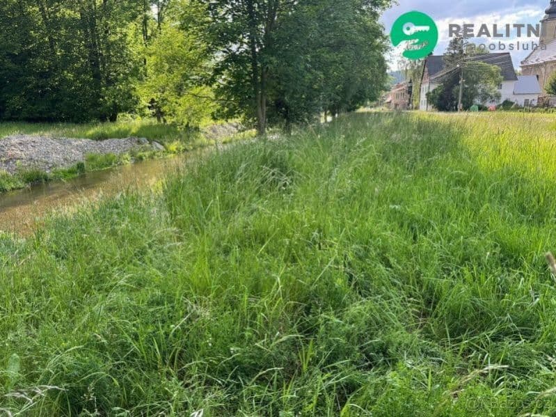 Prodej pozemku 777 m²