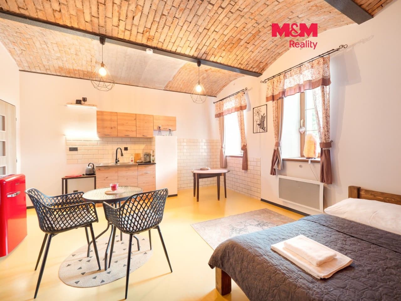 Pronájem bytu 1+kk 34 m²