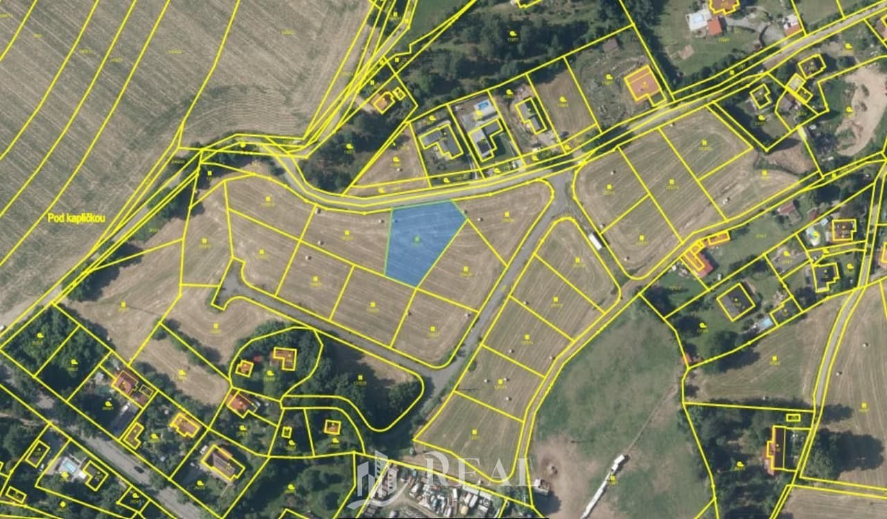 Prodej pozemku 1268 m²