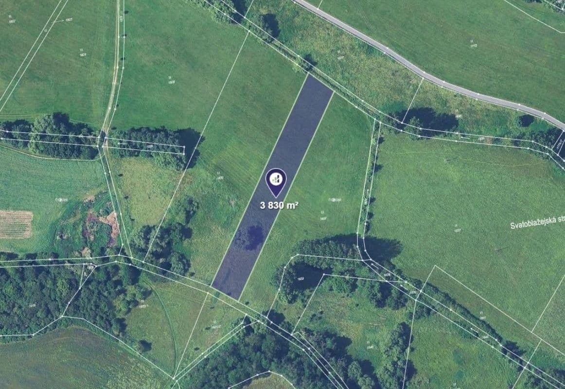 Prodej pozemku 3830 m²