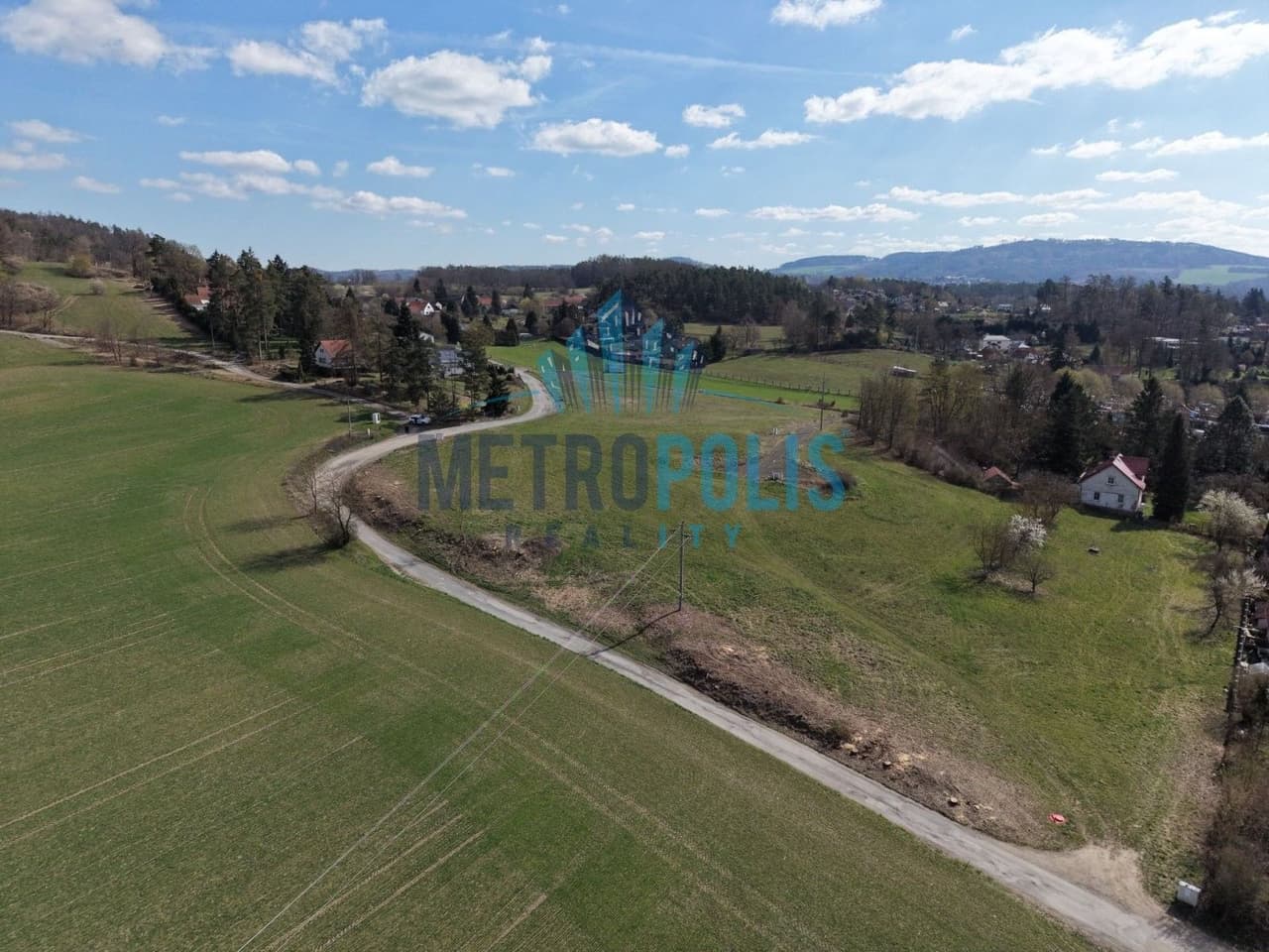 Prodej pozemku 1000 m²