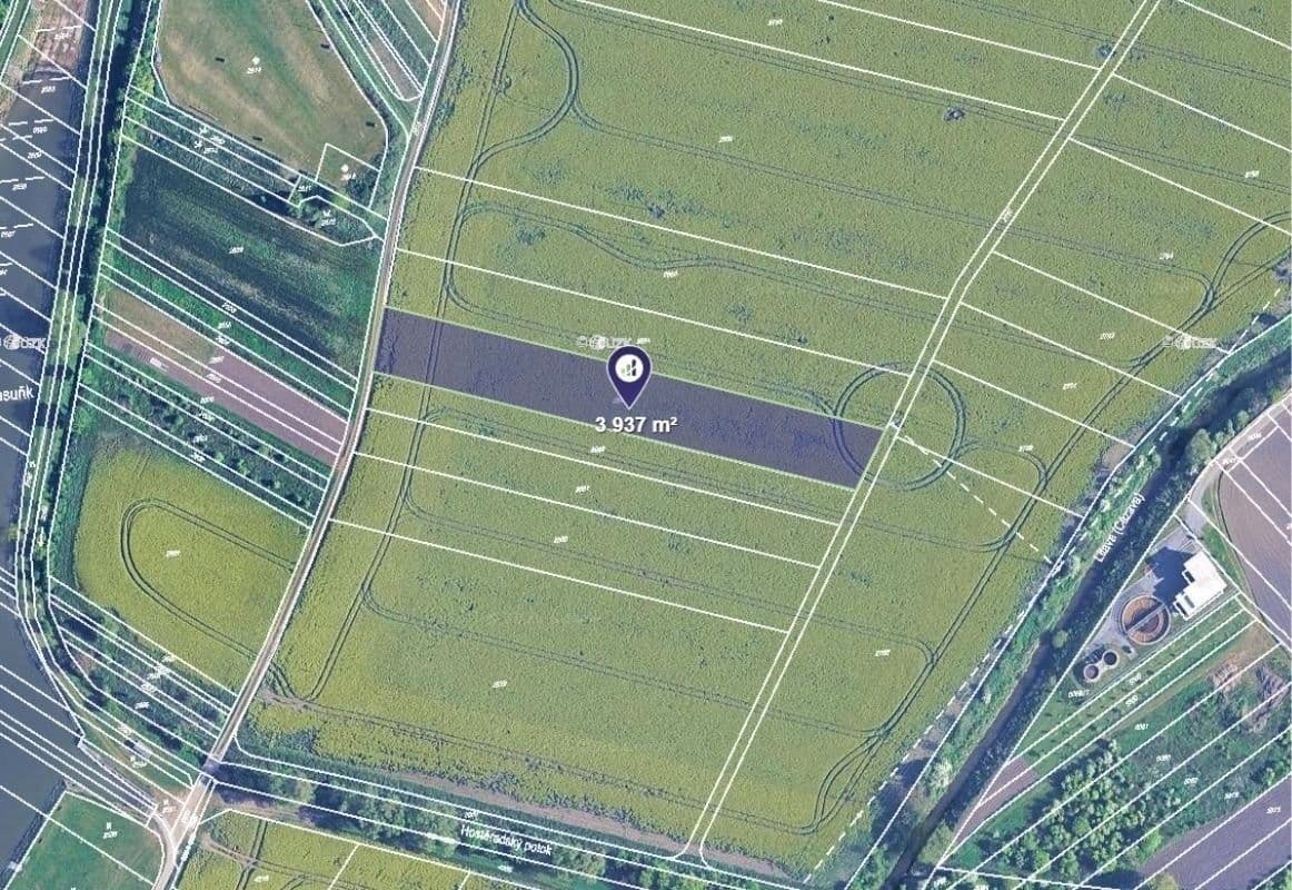 Prodej pozemku 3498 m²