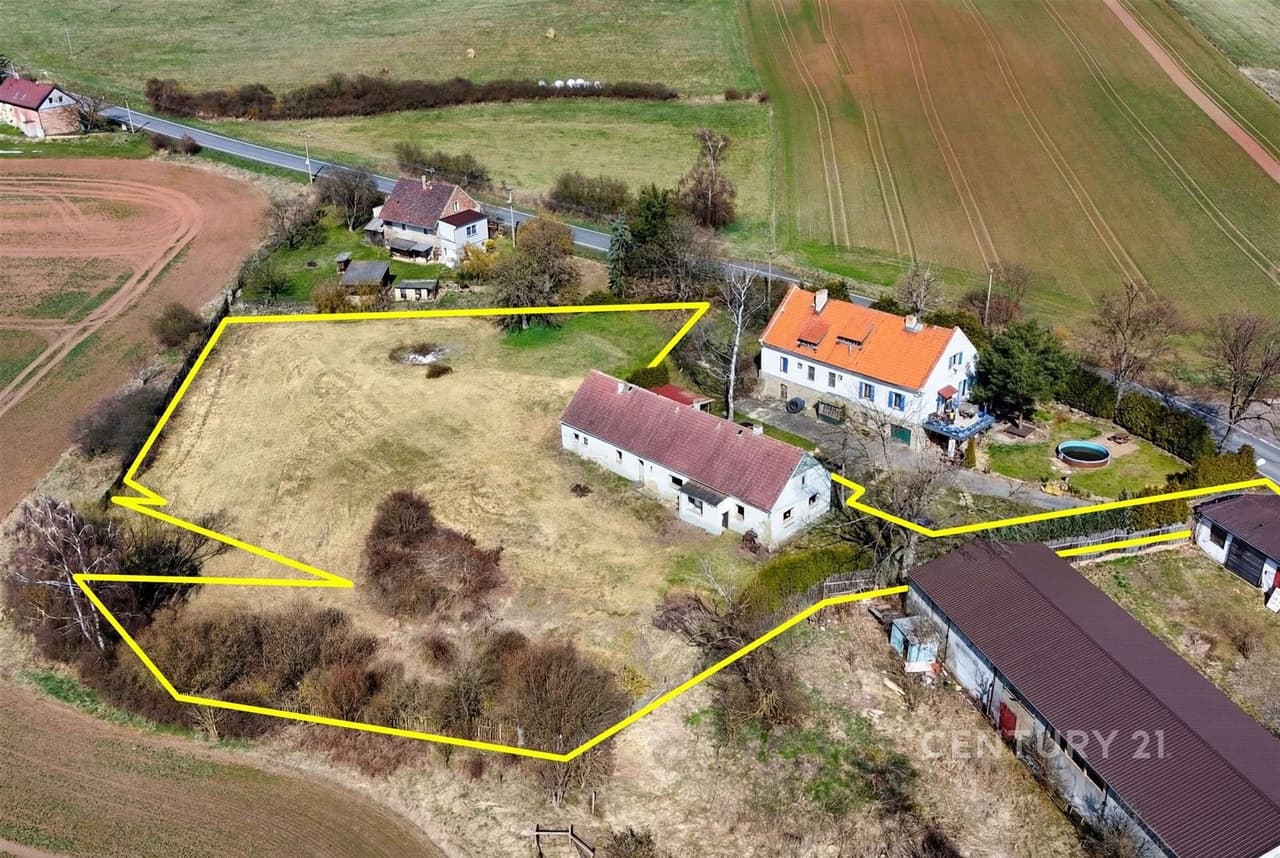 Prodej pozemku 4082 m²