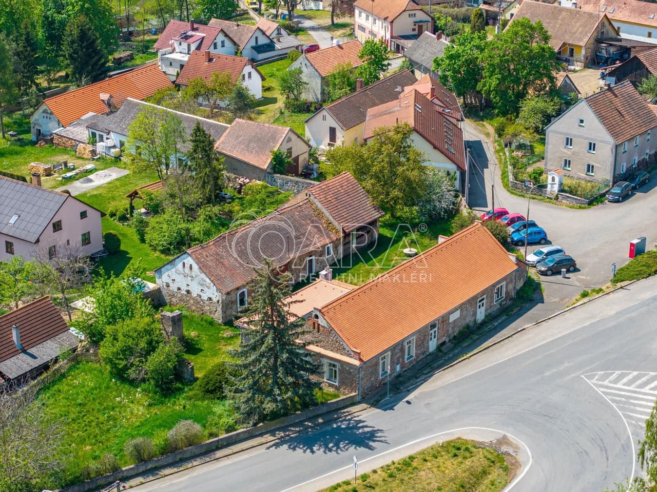 Prodej nemovitosti 1000 m²