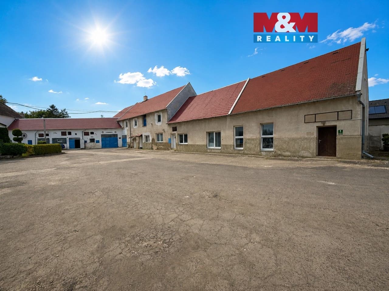 Prodej komerčního prostoru 4026 m²