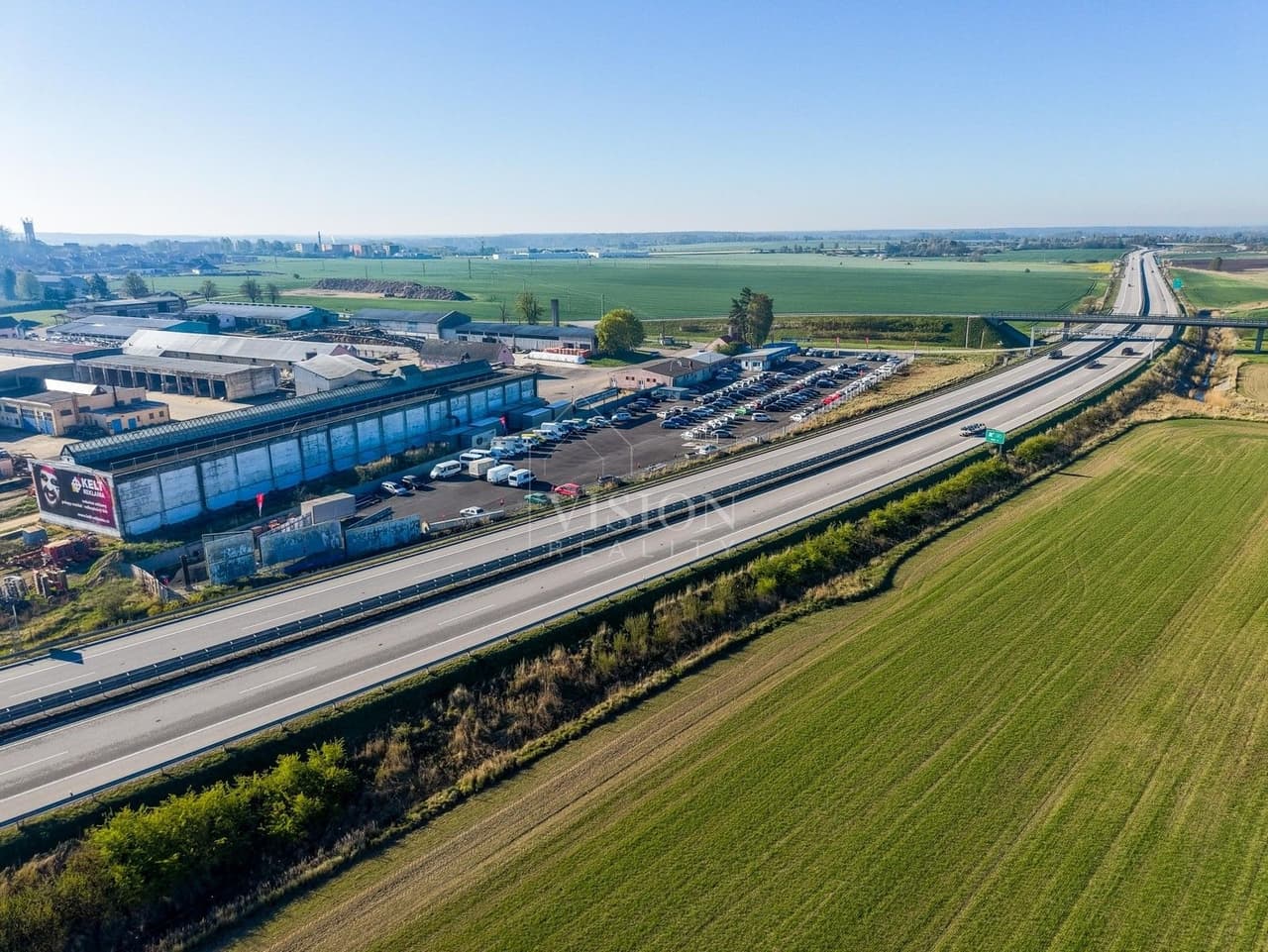 Pronájem nemovitosti 7927 m²