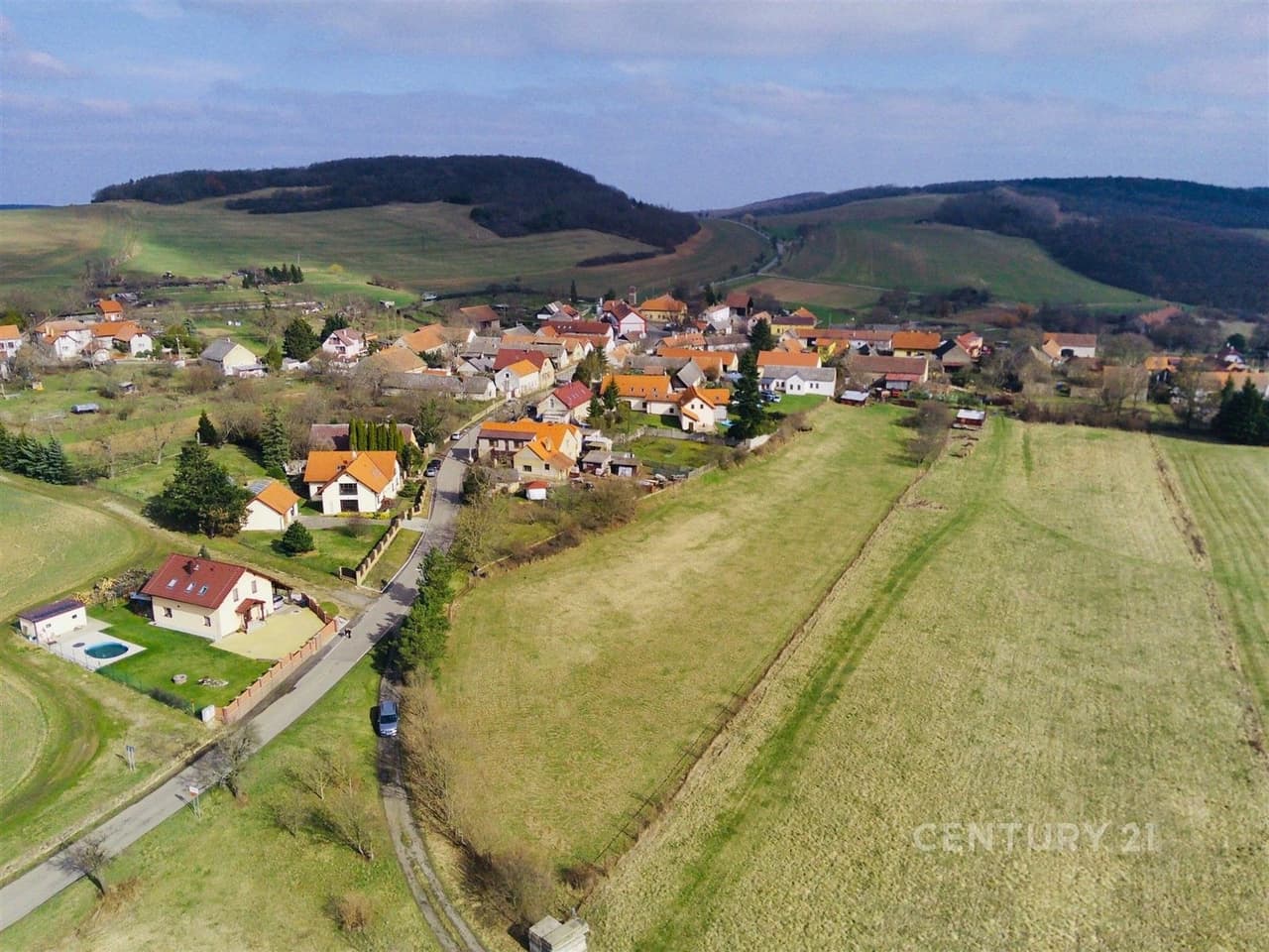 Prodej pozemku 10549 m²