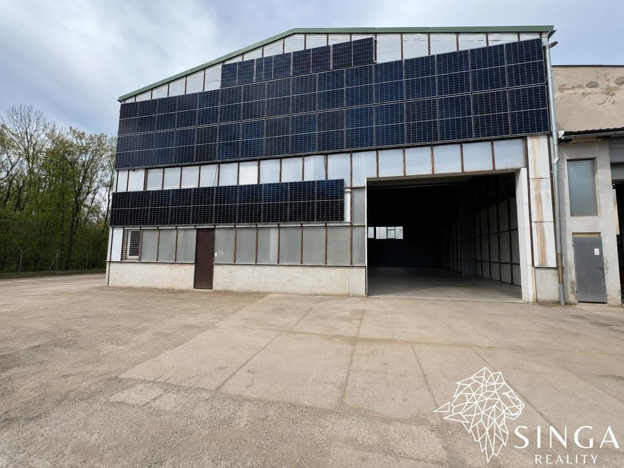 Pronájem komerčního prostoru 90 m²