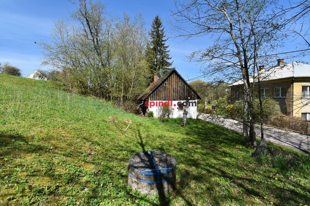 Prodej pozemku 644 m²