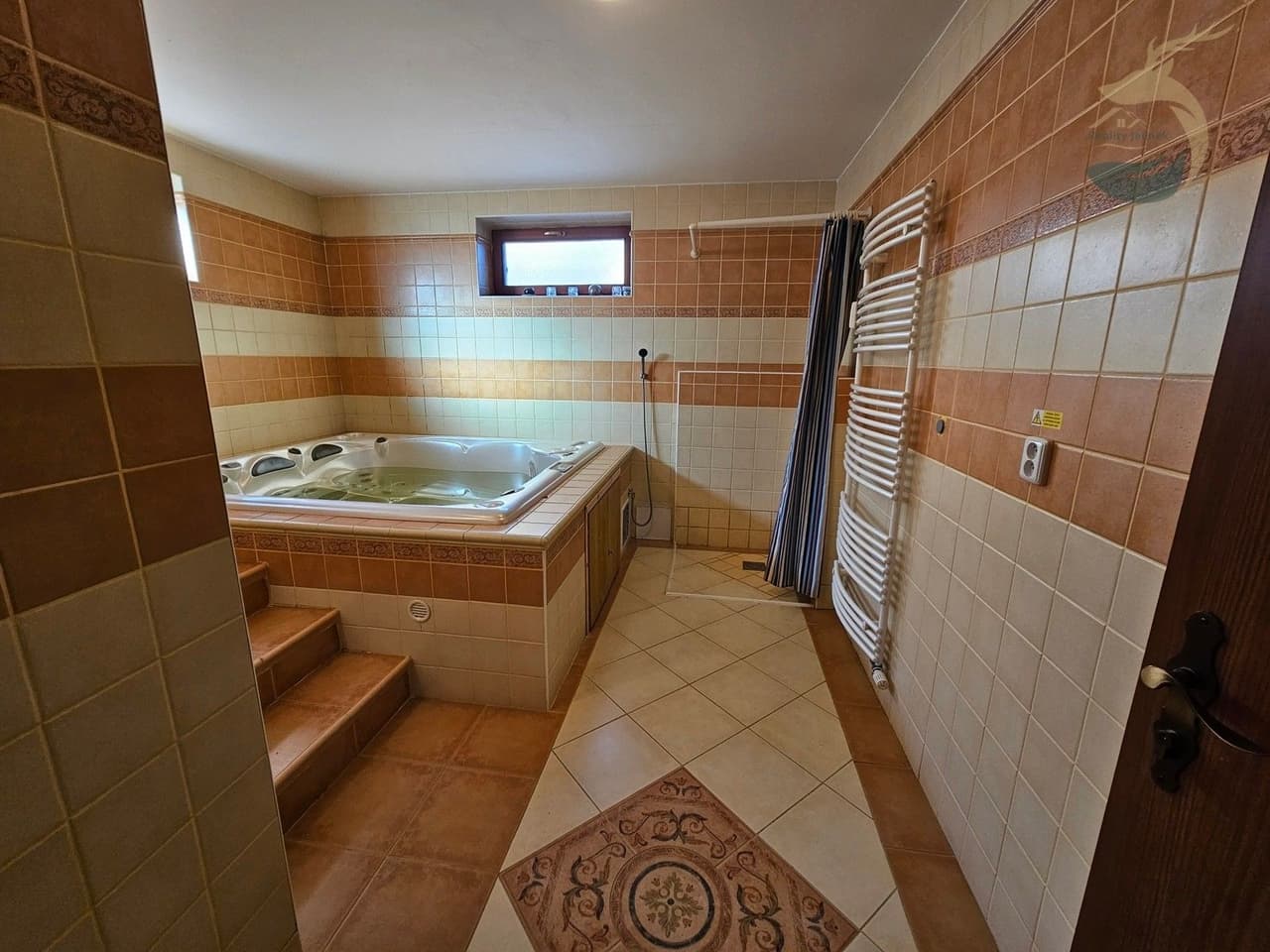 Prodej nemovitosti 431 m²