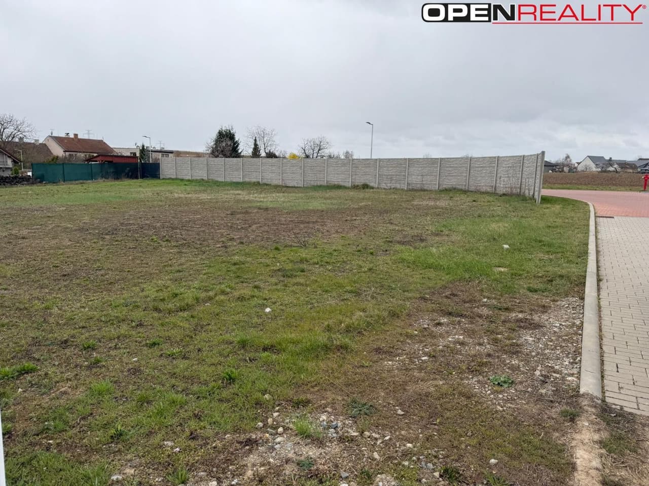 Prodej pozemku 978 m²