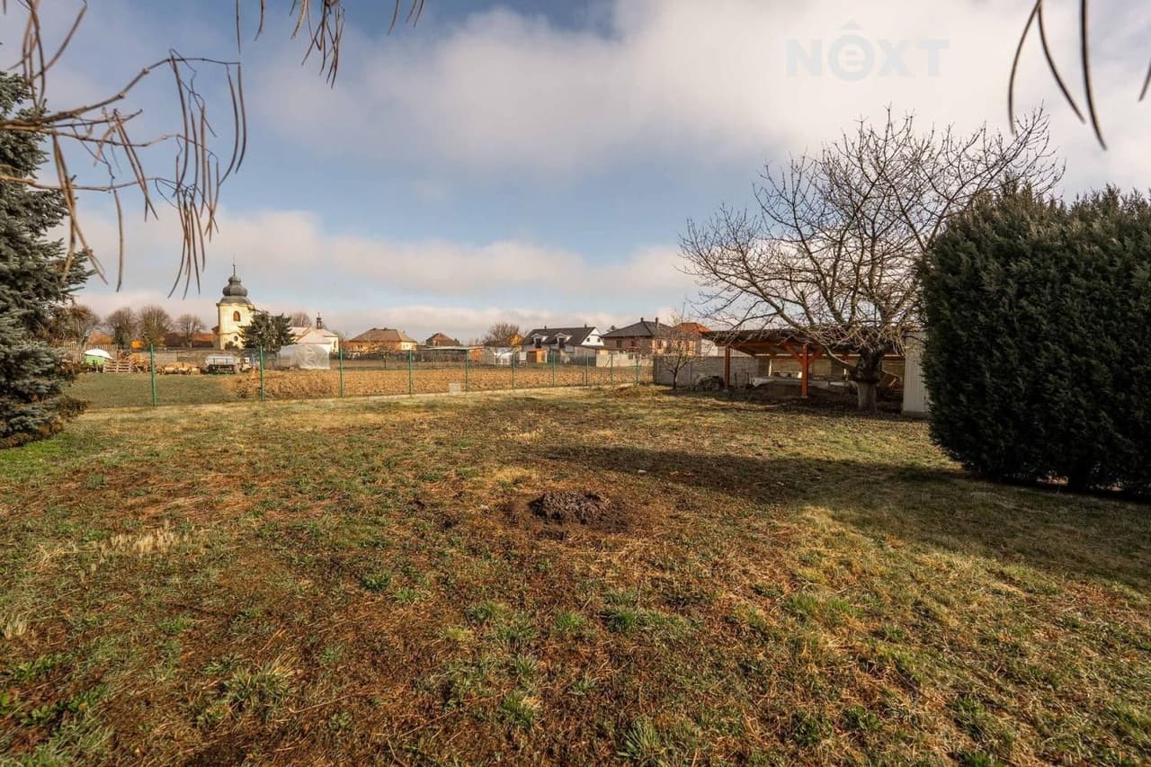 Prodej pozemku 1494 m²