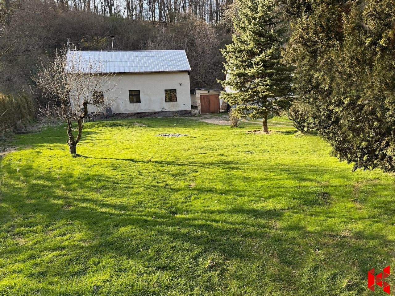 Prodej pozemku 1163 m²