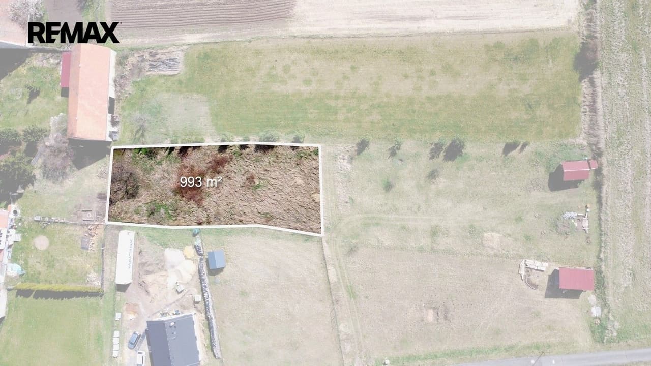 Prodej pozemku 993 m²