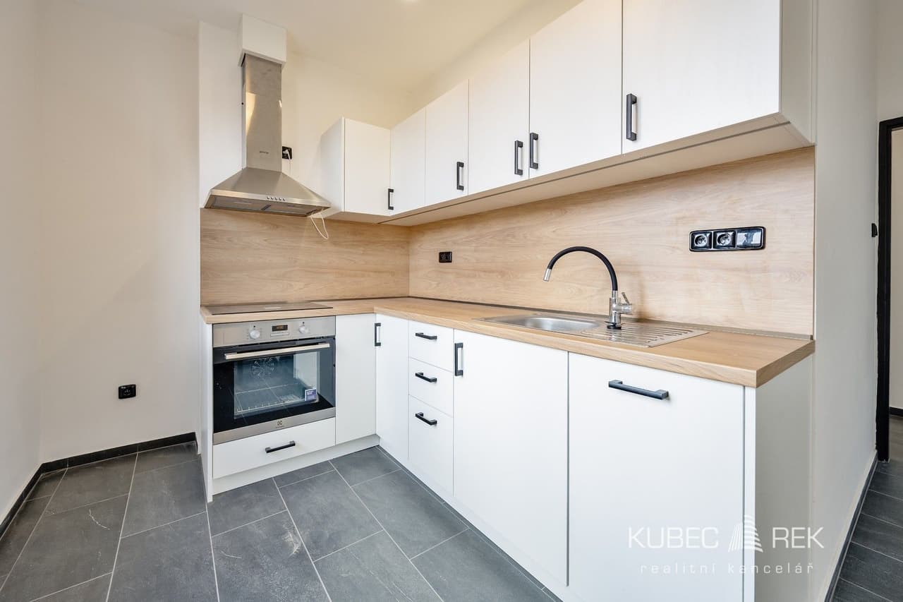 Prodej bytu 2+1 50 m²