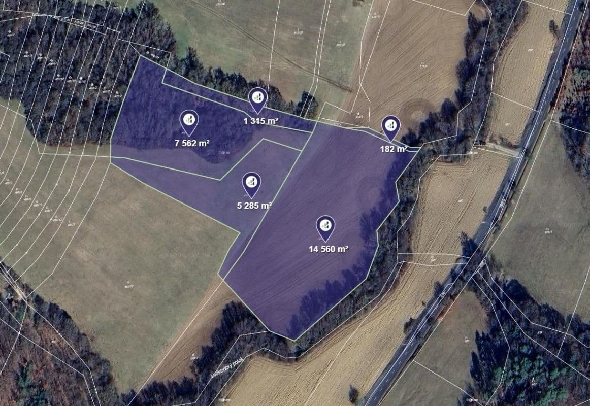 Prodej pozemku 21297 m²