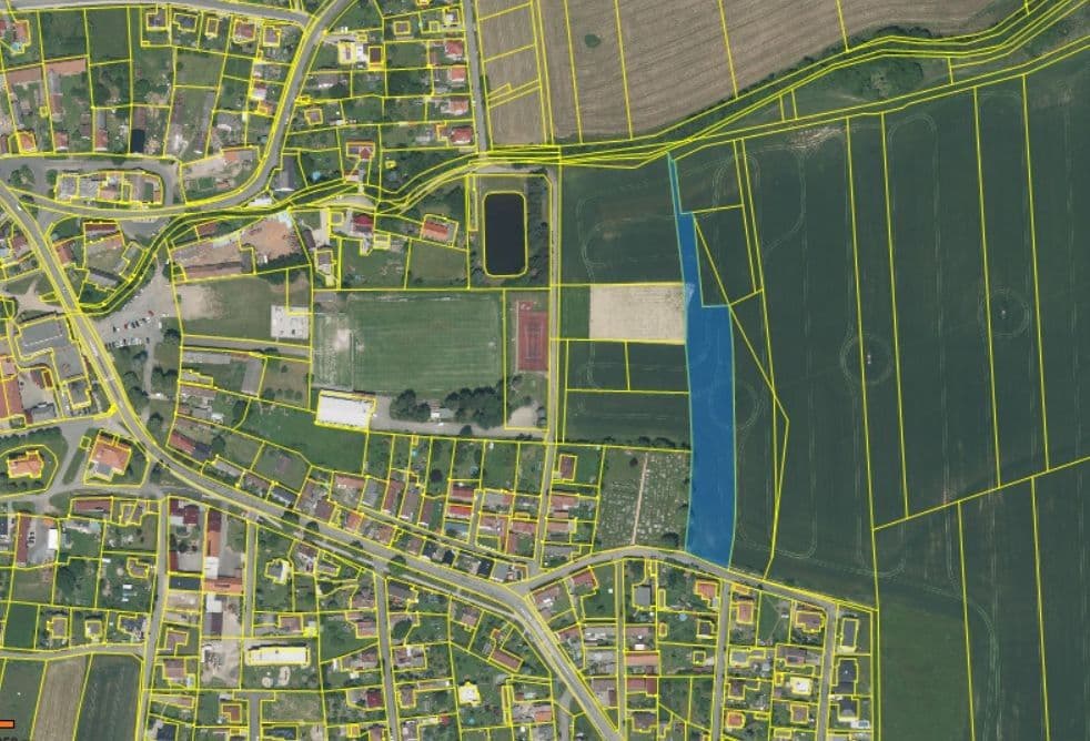 Prodej pozemku 6976 m²