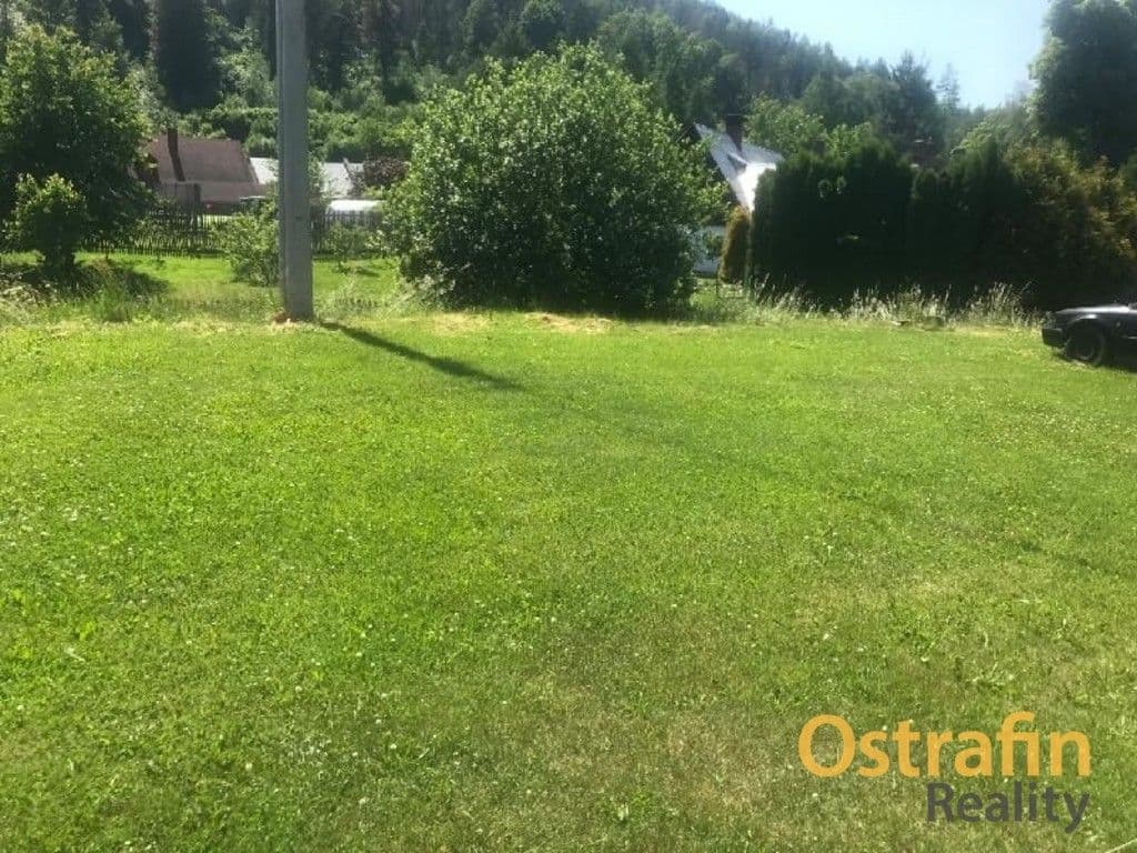 Prodej pozemku 900 m²