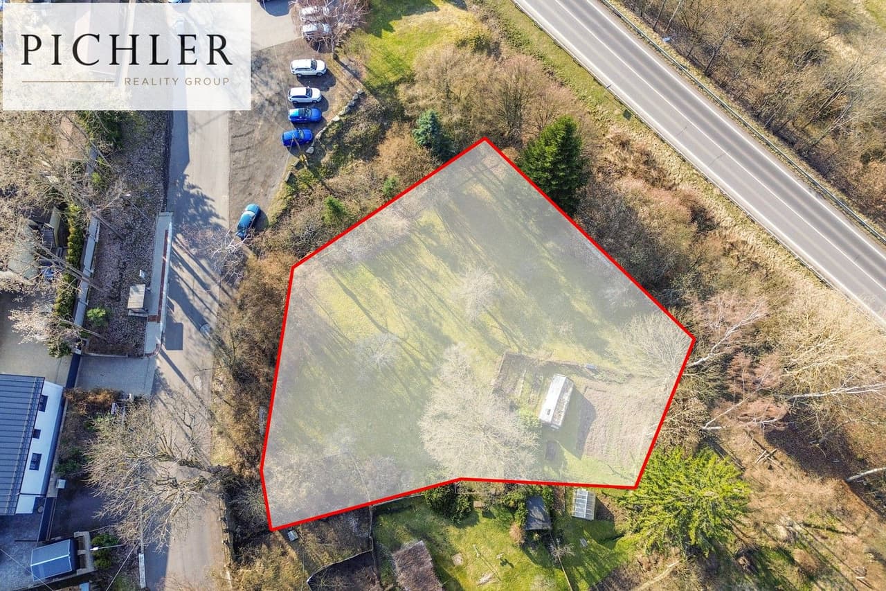 Prodej pozemku 1621 m²