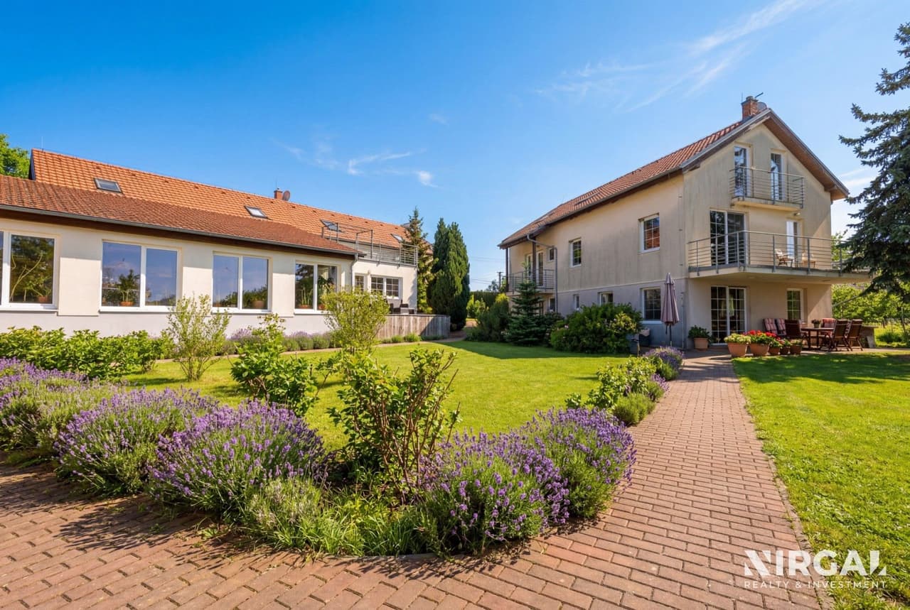 Prodej nemovitosti 952 m²