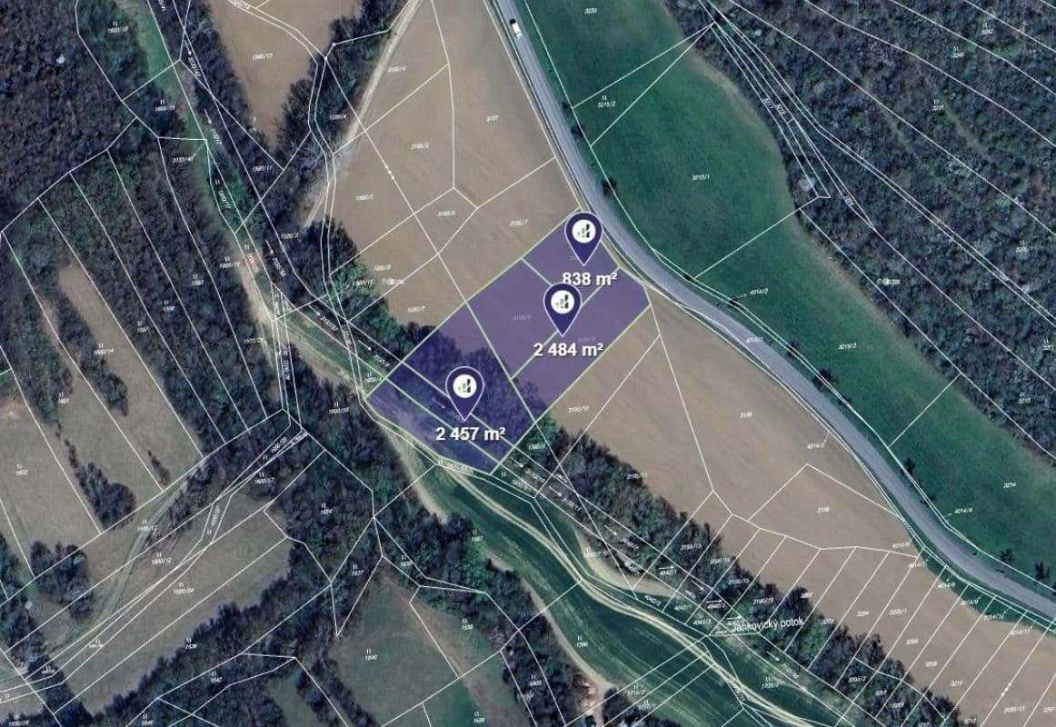 Prodej pozemku 5779 m²