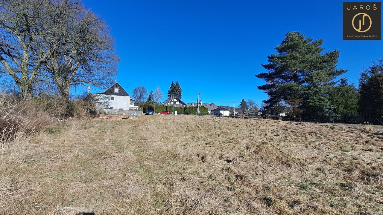 Prodej pozemku 1163 m²