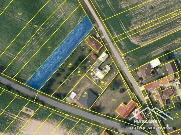 Prodej pozemku 1261 m²