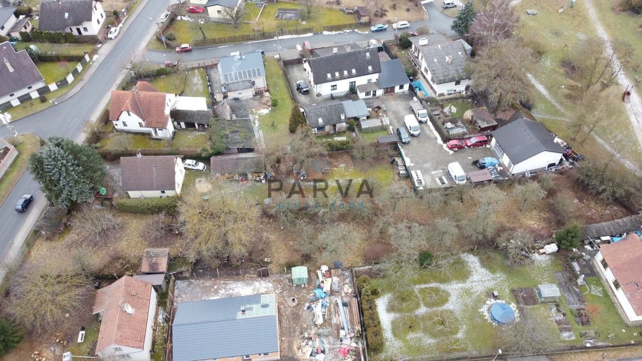 Prodej pozemku 1524 m²