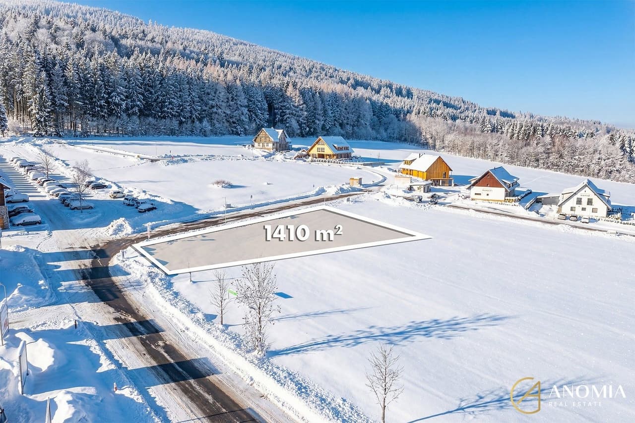 Prodej pozemku 1410 m²